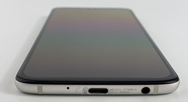 Good
													Moto Z4 - Verizon, White, 128 GB, 4 GB, photo 4 of 7