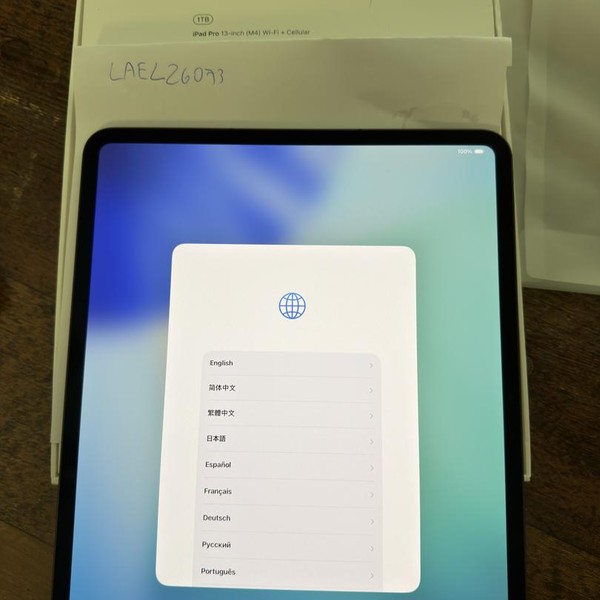 Apple iPad Pro 13 inch (M4) 2024 - Unlocked, 1 TB, Black, 16 GB, A2926, Nano-texture Glass