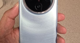 Mint
													vivo X100 Pro - Unlocked Non-US, Blue, 512 GB, 16 GB, photo 3 of 9