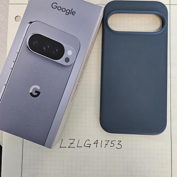 Google Pixel 10 Pro - Unlocked, 128 GB, Moonstone, G4QUR