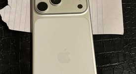 Good
													Apple iPhone 17 Pro Max - Unlocked, Silver, 1 TB, A3257, photo 5 of 13