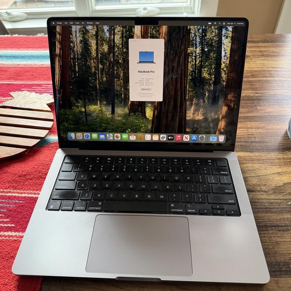 MacBook Pro 2021 - 14 inch - 1 TB, Gray, 16 GB, Apple M1 Pro 10-core