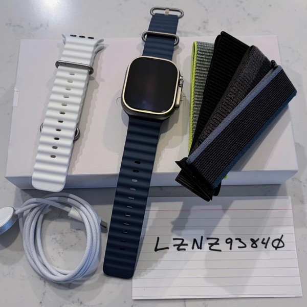 Apple Watch Ultra 3 49mm - Unlocked, Natural, A3281