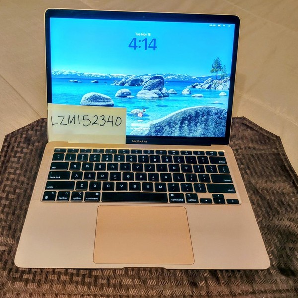 MacBook Air 2020 - 13 inch - 256 GB, Gold, 8 GB, Apple M1