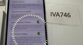 Good
													Apple iPhone 14 Pro - Unlocked, Purple, 256 GB, A2650, photo 1 of 7