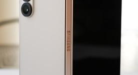 Good
													Samsung Galaxy Z Fold6 - Unlocked, White, 512 GB, 12 GB, SM-F956U1, photo 1 of 9