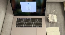 Good
													MacBook Pro 2018 (With Touch Bar) - 15" - I7, Gray, 512 GB, 16 GB, photo 1 of 25