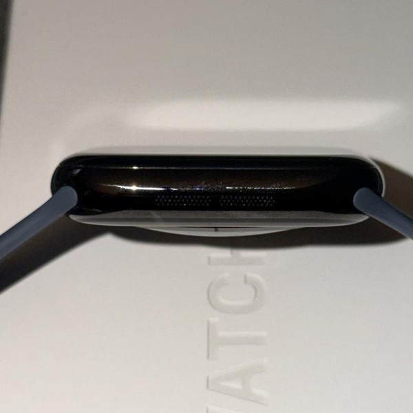 Apple Watch Series 11 46mm - Unlocked, Slate, A3337 - Cellular, Titanium