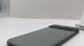 Mint
													Google Pixel 8 - Unlocked, Hazel, 128 GB, 8 GB, G9BQD, Sub-6 5G, photo 4 of 5