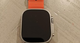 Mint
													Apple Watch Ultra 49mm - Unlocked Non-US, Titanium, A2859, photo 2 of 8