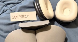 Used
													Apple AirPods Max USB-C - Midnight, photo 1 of 8