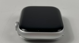 Mint
													Apple Watch Series 9 45mm - Unlocked, Silver, A2984 - Cellular, Aluminum, photo 4 of 6