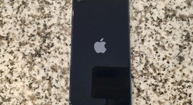 Mint
													Apple iPhone SE 3rd Gen 2022 - Cricket, Midnight, 128 GB, A2595, photo 4 of 4
