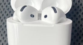 Used
													Apple AirPods 4th Gen - Standard, photo 3 of 5