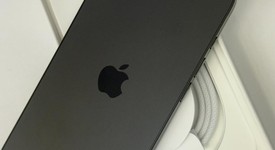 Mint
													Apple iPhone 16e - AT&T, Black, 128 GB, A3212, photo 4 of 7
