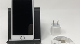 Good
													Apple iPhone SE 1st Gen 2016 - Verizon Prepaid, Silver, 32 GB, A1662, photo 1 of 3