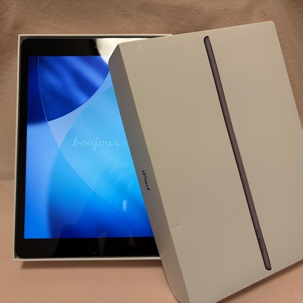 Apple iPad 8th Gen - Wi-Fi, 128 GB, Gray, A2270