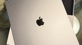 Mint
													Apple iPad Air 13" (M2) 2024 - AT&T, Gray, 128 GB, A2899, photo 1 of 17