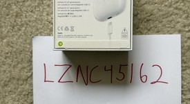 New
													Apple AirPods Pro 2 - USB-C, photo 3 of 6