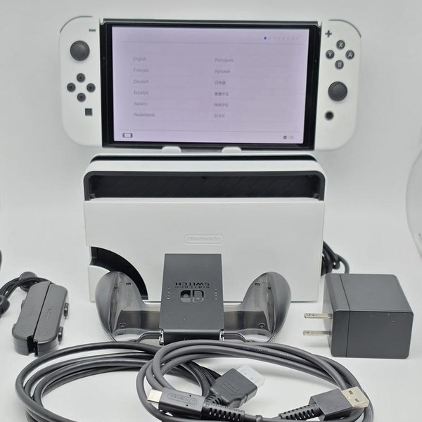 Nintendo Switch - OLED - 64 GB, White