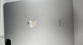 Mint
													Apple iPad Pro 11" 2nd Gen 2020 - Wi-Fi, Silver, 128 GB, A2228, photo 3 of 8