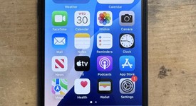 Fair
													Apple iPhone SE 3rd Gen 2022 - T-Mobile, Midnight, 64 GB, A2595, photo 1 of 11
