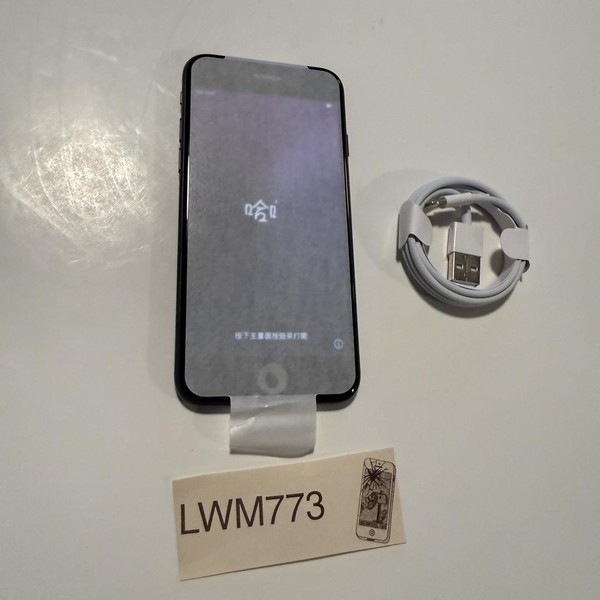 Apple iPhone SE 3rd Gen 2022 - Unlocked, 64 GB, Midnight, A2595