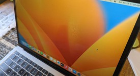Good
													MacBook Air 2018 - 13" - I5, Gray, 256 GB, 16 GB, photo 4 of 8