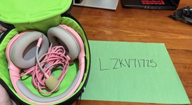 Used
													Razer Barracuda X - Pink, photo 1 of 4