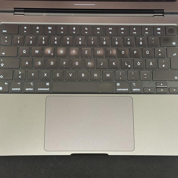 MacBook Pro Late 2023 (M3) - 14 inch - 512 GB, Black, 18 GB, Apple M3 Pro 11-core, 14-core GPU