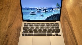 Good
													MacBook Air 2020 - 13" - Apple M1, Silver, 256 GB, 16 GB, photo 1 of 9
