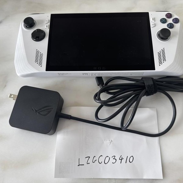 Asus ROG Ally 7 inch - 512 GB, White, 16 GB, AMD Ryzen Z1 Extreme, Ryzen Z1 Extreme