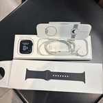 Good Apple Watch SE (2nd Gen) 44mm - Unlocked, Midnight, A2727 - Cellular, Aluminum
