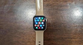 Good
													Apple Watch SE 2nd Gen 40mm - Silver, A2722 - GPS, Aluminum, photo 4 of 6