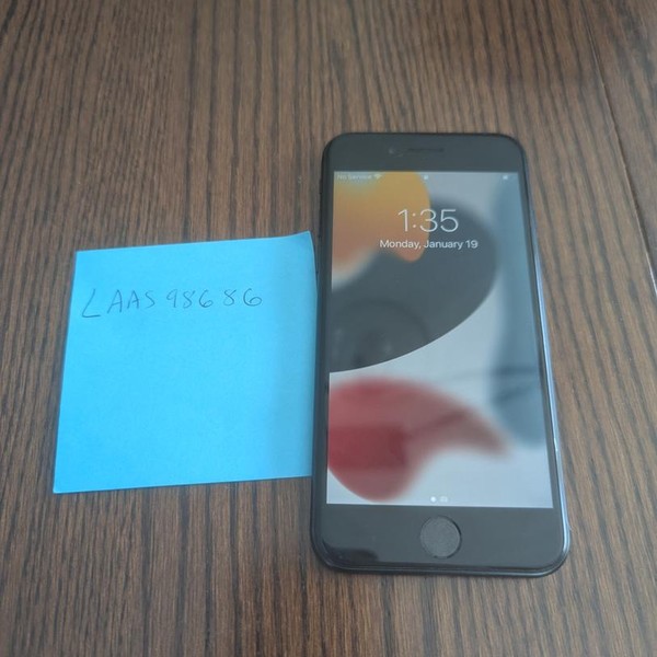 Apple iPhone SE 2nd Gen 2020 - Unlocked, 64 GB, Black, A2275