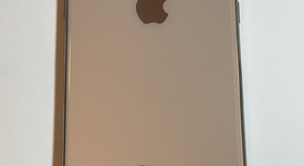 Good
													Apple iPhone Xs - Unlocked, Gold, 64 GB, A1920, photo 3 of 7