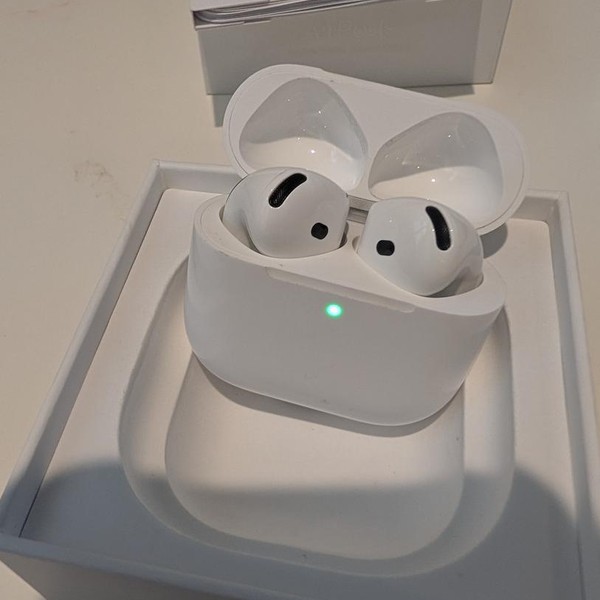 Apple AirPods (4th Gen) - Active Noise Cancellation