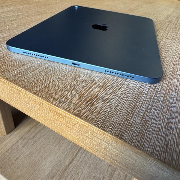 Apple iPad 11th Gen - Wi-Fi, 128 GB, Blue, A3354