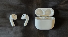Used
													Apple AirPods 4th Gen - Active Noise Cancellation, photo 4 of 6