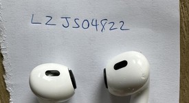 Used
													Apple AirPods Pro 2nd Gen - Lightning, photo 2 of 4