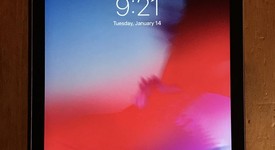 Good
													Apple iPad Air - AT&T, Gray, 32 GB, photo 1 of 6