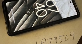 Mint
													Google Pixel 7a - Unlocked, Charcoal, 128 GB, 8 GB, GWKK3, photo 2 of 11