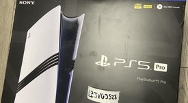 Mint
													PlayStation 5 Pro (2024) - White, 2 TB, photo 1 of 8