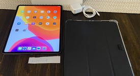 Fair
													Apple iPad Pro 12.9" 3rd Gen 2018 - Unlocked, Gray, 64 GB, A2014, photo 3 of 36