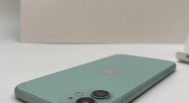 Good
													Apple iPhone 11 - Unlocked, Green, 256 GB, A2111, photo 5 of 5