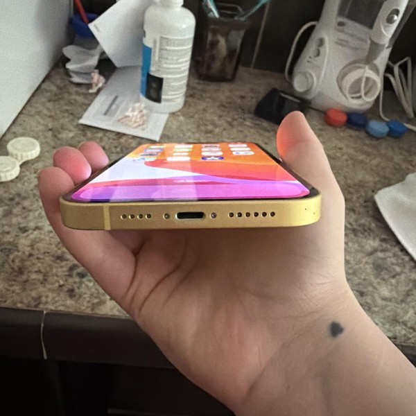 Apple iPhone 14 Plus - Unlocked, 128 GB, Yellow, A2632