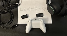 Mint
													Xbox Series X (2020) - Robot White, 1 TB, All-Digital, photo 3 of 8