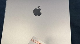 Good
													Apple iPad Air 13" (M2) 2024 - Unlocked, Gray, 256 GB, A2899, photo 5 of 6