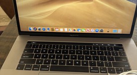 Good
													MacBook Pro 2017 (With Touch Bar) - 15" - I7, Gray, 1 TB, 16 GB, photo 2 of 10