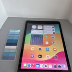Good Apple iPad (8th Gen) - Unlocked, 128 GB, Gray, A2428